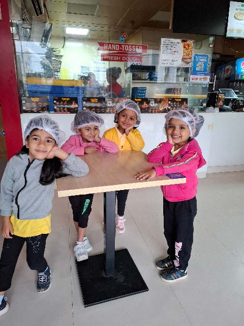 Montessori Fieldtrip to Dominos - 3