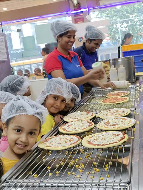 Montessori Fieldtrip to Dominos - 4