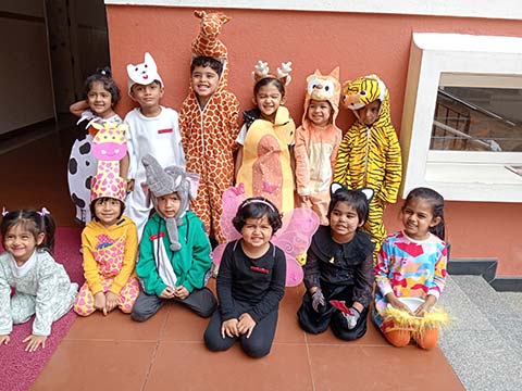 Montessori  Show-n-Tell 2024-2025 - 12