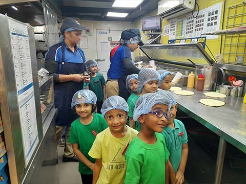 Montessori Fieldtrip to Dominos - 12