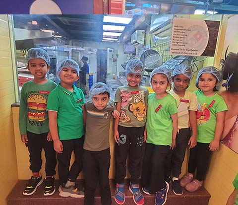 Montessori Fieldtrip to Dominos - 3
