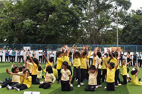 Move together Groove together - 1