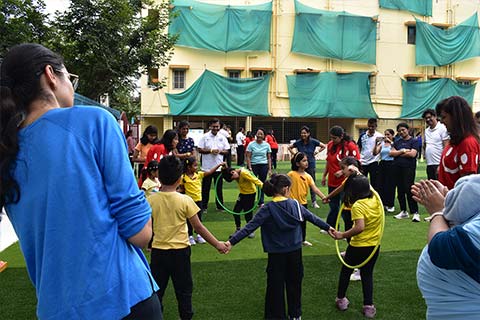 Move together Groove together - 11