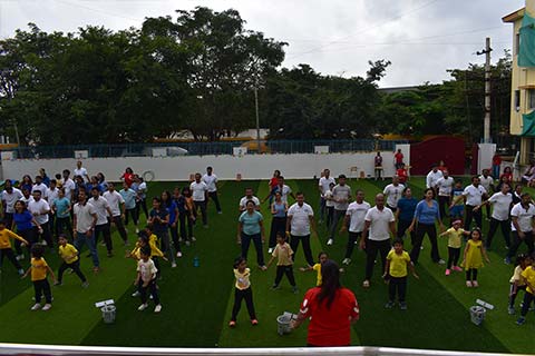 Move together Groove together - 12