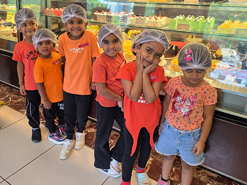Montessori Field trip to Cakewala - 12
