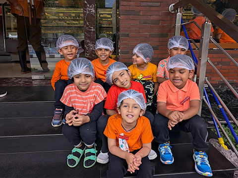 Montessori Field trip to Cakewala - 9