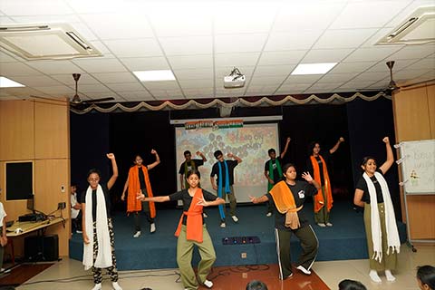 Grade 8D Assembly - 2
